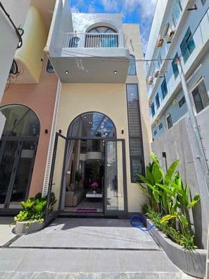 NHÀ 3 TẦNG MỚI KIỆT 3M TRẦN CAO VÂN GẦN BIỂN