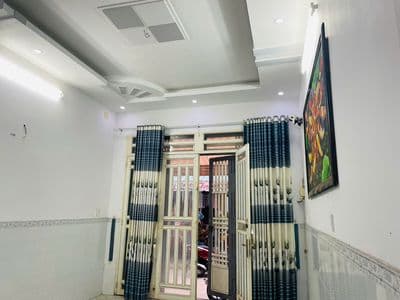 Cho thuê NC 4PN,3WC,1PK, 1 Bếp - P15, Q.8 - 12tr/tháng
