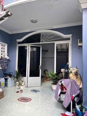 nhà lầu hẻm ba gác gần bệnh viện thủ đức. tam châu p.tam bình
