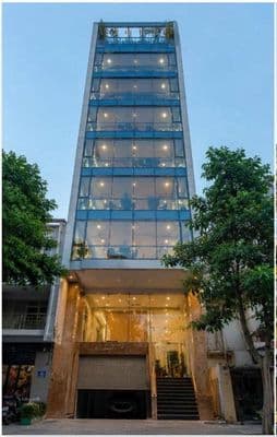 Calmette, q1 – 9x20m, hầm + trệt + lửng + 7 lầu sân thượng – 120 triệu