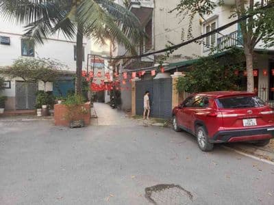 Bán nhà 70m2 4 tầng Lô Góc Giải Phóng Hoàng Mai 16.5 tỷ