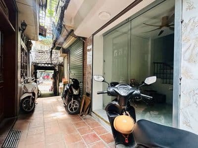 Nhà đẹp trung tâm Đống Đa, Nguyễn Thái Học, full nội thất