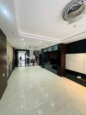 Nhà 6 tầng thang máy, gara ô tô, Phúc Lợi, hơn 14 tỷ
