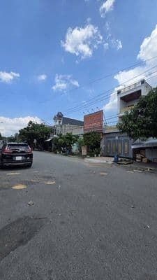 Bán nhà trục chính KDC Chợ Vị Hảo, 100m2, 4PN, 4.6 tỷ