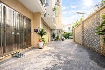 Nhà đẹp Hàm Nghi 66m² ô tô vào nhà, 18 tỷ