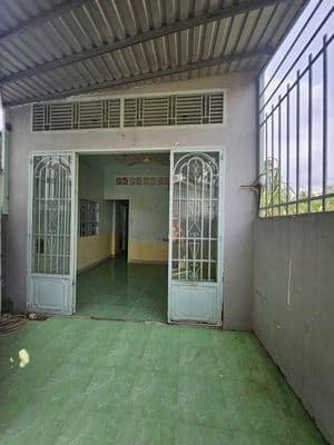 BÁN NHÀ - DT RỘNG & VỊ TRÍ ĐẸP - NẰM NGAY ĐẦU HẺM - KV RẤT - AN NINH
