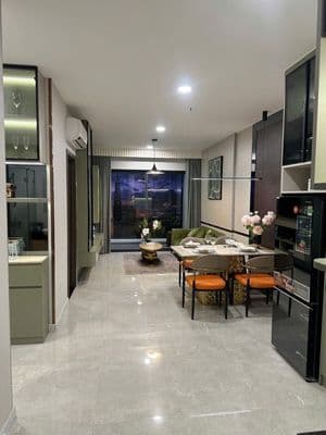 Căn hộ 2PN view Landmark 81, TP.HCM, 2.7 Tỷ