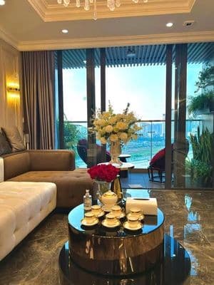 Bán căn hộ VinHomes SkyLake Cầu Giấy 155m2 3PN nội thất cao cấp