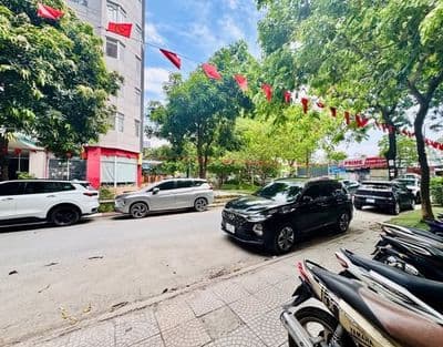 Bán căn hộ Đại Mỗ 68m2, 2PN, Căn góc Đông Nam, Tặng nội thất