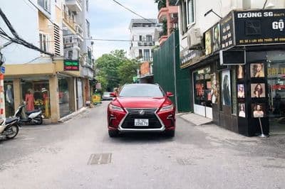 Bán nhà Hàm Nghi oto vào nhà, view công viên, gần trường học