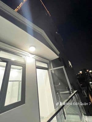 Cho thuê nhà Hẻm Mai Văn Vĩnh Q7 dt 3,5x9m trệt Lững Lầu