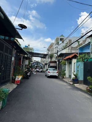 CẦN CHO THUÊ NHÀ PĐHT 22 .DT5 x20 1 trệt 1 lầu 3PN 2WS giá 11 triệu
