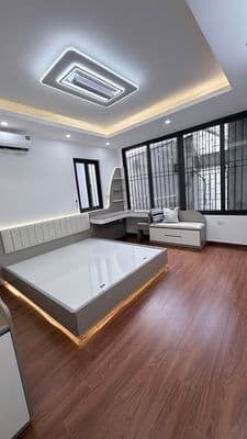 Nhà 5 tầng 27m2, 3PN khép kín, Lõi Đống Đa, 6.5 tỷ