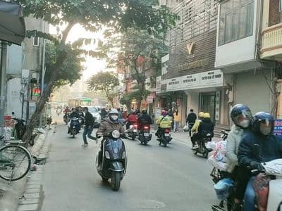Bán nhà Trương Định, 83m2 x 4T, ô tô vào nhà, kinh doanh đỉnh