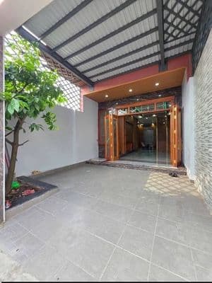 Bán nhà lầu trệt full nội thất cao cấp Dĩ An, Bình Dương