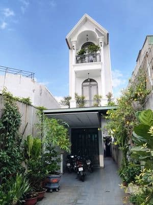 Nhà 3 tầng MT Nguyễn Đức Thiệu, Dĩ An, Bình Dương