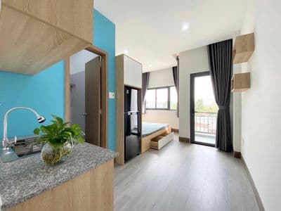 Studio ban công Full nội thất ngay Khu CNC, UFM, FPT, Hutech