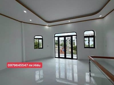 Nhà lầu góc 2 mặt tiền Bến Cát, Bình Dương - 2.3 tỷ