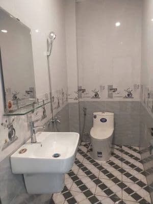Bán nhà 1 trệt 1 lầu 39m2 hẻm xe hơi