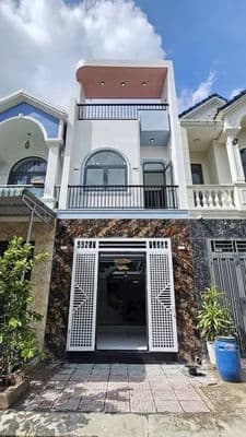 Nhà phố lầu trệt tum KDC Đồng Bộ, gần vòng xoay An Phú