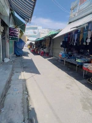 Nhà 3 tầng mặt tiền chợ Linh Xuân, 68m², 7.2 tỷ