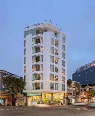 Giao bán Khách Sạn Ngã Tư Đống Đa - Lý Tự Trọng, Hải Châu, Đà Nẵng