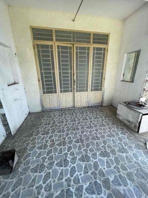 bán nhà 5x40 1tret 1 lầu như hình full thổ cư 200m2