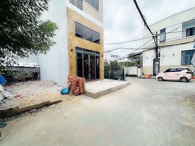 Đất số 80 Lã Xuân Oai , Lê Văn Việt