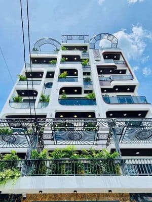 Siêu phẩm Mặt tiền Thang máy 4x25m đúc