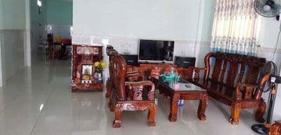 bán nhà cấp 4 có gác gần đường Nguyễn An Ninh , chợ dĩ an