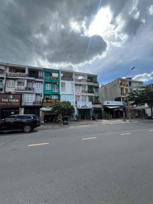 nhà mặt tiền Nguyễn Hoàng quận 2 tiện kinh doanh ngang 4m dài 20m 34tr