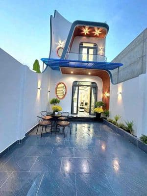 Nhà đẹp sân vườn ở Mỹ Lộc, Cần Giuộc mặt tiền đường nhựa