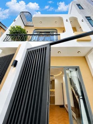 Ô TÔ ĐỖ CÁCH NHÀ 1 CĂN, 5x9m 42m2 2 TẦNG 3PN 3WC ( 1 PHÒNG NGỦ TRỆT )