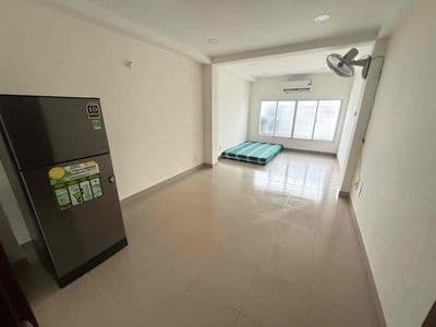 cho thuê nhà nguyên căn mặt tiền, Nguyễn Cảnh chân Q1