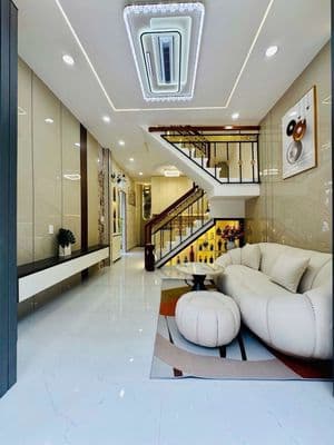 Bán nhà lô góc HXH 3 tầng , 3PN , siêu đẹp , full nội thất cao cấp