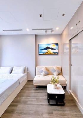 Bán nhanh căn hộ Studio dt 32m giá 2.4 tỷ tại Vinhomes Smart City