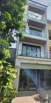Cho thuê nhà NC 5x18m, 3 lầu, 6PN KDC TĐC Phú Mỹ, Q7
