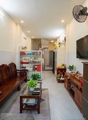 Nhà hẻm Ô tô Cách Mạng Tháng Tám, QUẬN TÂN BÌNH, 3.2 x 12m, giá 7.9 tỷ