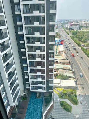 căn hộ ngay quốc lộ 13 tặng full nội thất