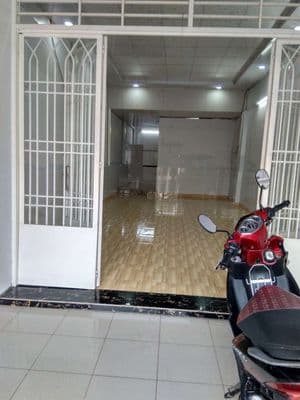 CHO THUÊ NHÀ RỘNG NGUYÊN CĂN, HẺM XE TẢI, CHỈ 15 PHÚT ĐẾN QUẬN 1.