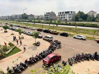 Đất nền - Nhà Phố | 𝑁𝑔𝑎𝑦 𝑇𝑟𝑢𝑛𝑔 𝑇𝑎̂𝑚 𝐻𝑎̀𝑛ℎ 𝐶ℎ𝑖́𝑛ℎ Dầu Giây - Đồng Nai