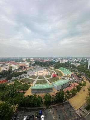 Bán căn 113 m2 - 3pn giá 4,5 tỷ - view thoáng tầng cao - sổ sẵn