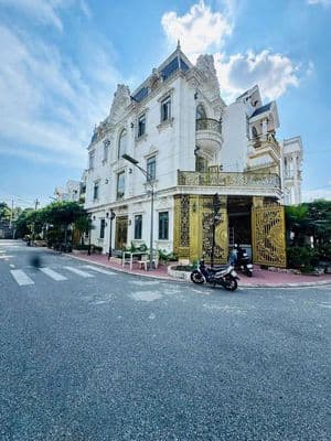 Nhà 2 mặt tiền đẹp kdc Lê Phong Tân Bình gần ngã tư Chiêu Liêu Dĩ An