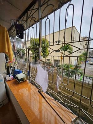 bán gấp căn tập thể in tiền nằm trên đường hoàng quốc việt