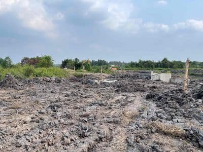 Đất mặt tiền kênh Phú Hoà Đông