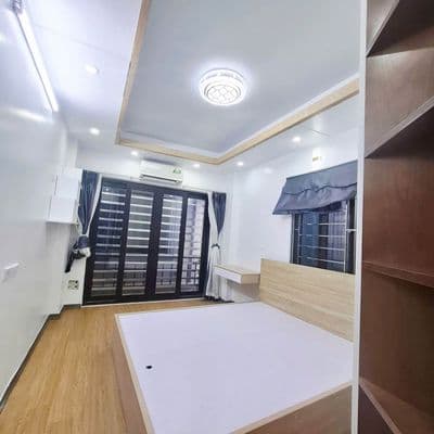 Nhà 30m2, 5 tầng, Nam Dư, 6 tỷ
