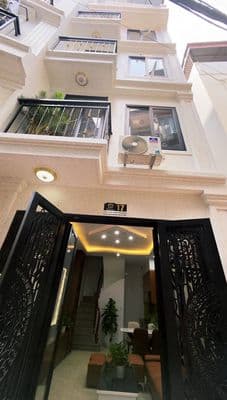 Nhà Định Công Thượng, 5 tầng, hơn 7 tỷ
