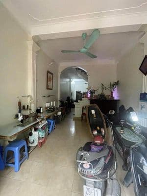 Nhà bán Cầu Bươu, 56m2x3T, ô tô đỗ cửa, hơn 7 tỷ