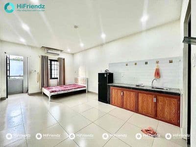 STUDIO SIÊU RỘNG CÁCH AEON TÂN PHÚ 550 MÉT CÓ SẴN MÁY LẠNH BẾP DÀI