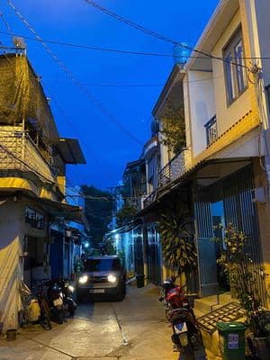 chính chủ b.nhà 2 tầng 48m2-3PN-Hẻm ôtô- giáp khu tên lửa bình tân